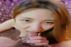 辽宁传媒大学董雨婷流出  背景图片