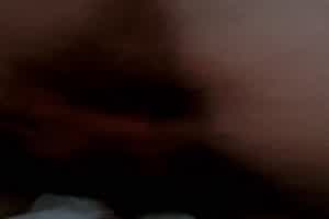 168大屁股母狗露脸暴菊，中间手势验证  背景图片