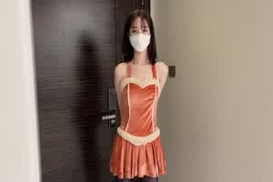 原创 冉冉学姐 魔鬼身材嫩模 遭到公司潜规则  背景图片