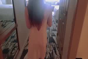 极品网红nico付不出水电费啦  背景图片