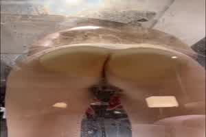 入内看顶级母狗水滴奶狂甩操到失魂！  背景图片