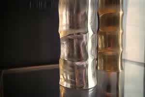 国产AV 麻豆 寂寞淫骚贵妇与管家的秘密性爱  背景图片