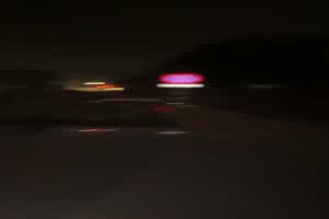 深夜户外车震  背景图片