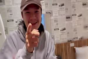 极品S级身材时装嫩模 约炮高挑白皙酥乳 紧致小腹腰肢  背景图片