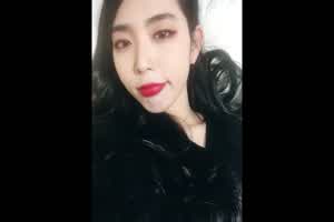 闷骚小网美和男友啪啪曝光  背景图片