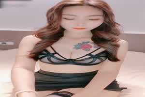 蜜桃 极品黑丝无毛小白虎酒店爱爱 完整版  背景图片