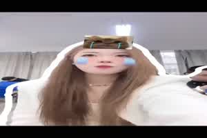 世人最爱反差婊  背景图片