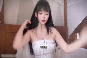 自购欲梦退圈新作-白衣天使，穿着白丝肛塞屁股，然后开始自慰，这是她退圈前的最新作了，已经退圈三个月  背景图片