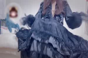 暗夜萝莉黑丝足交假鸡巴自慰棒自插白虎穴  背景图片