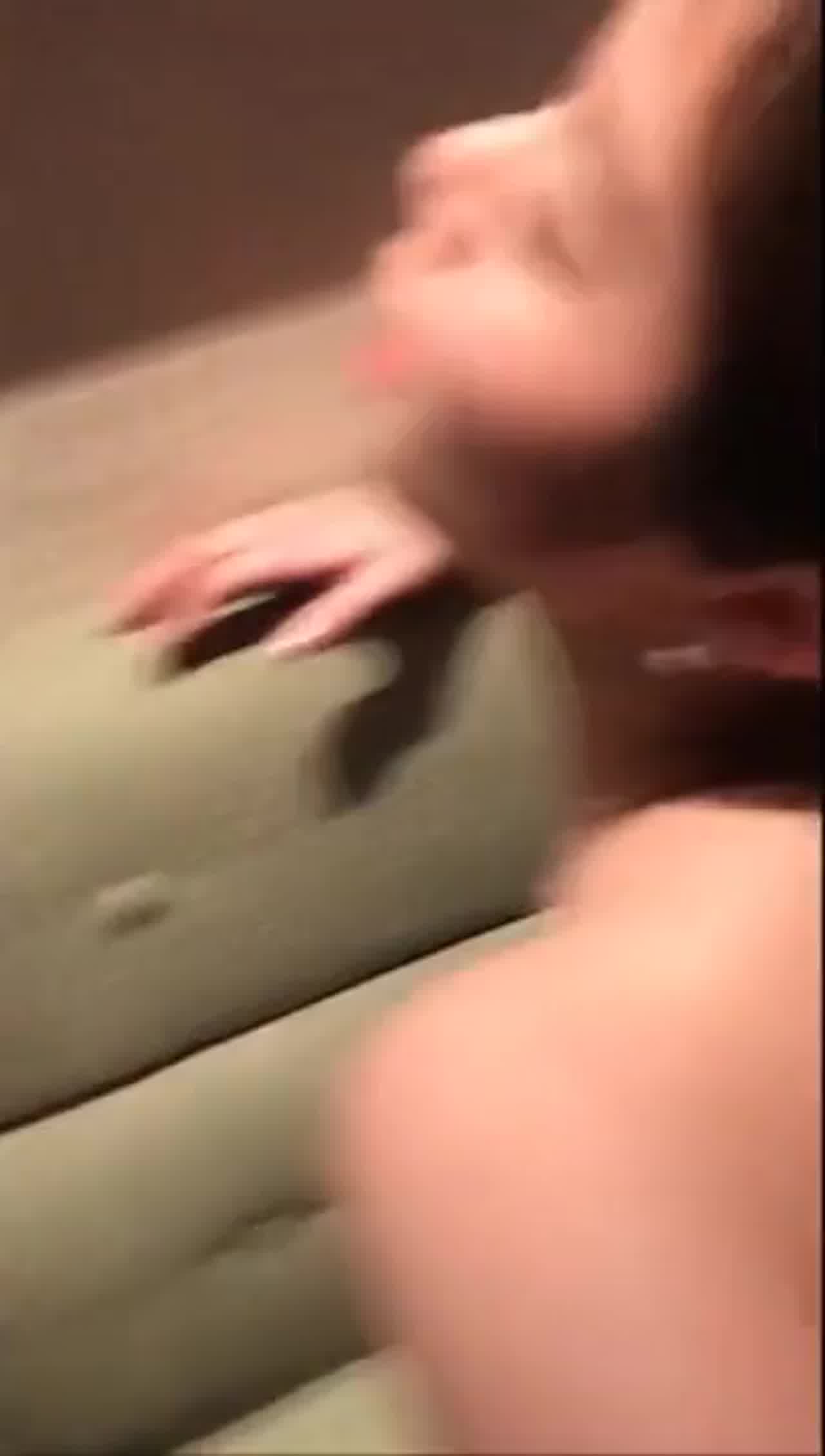  外商高层女主管与客户的淫荡应酬 的剧照2