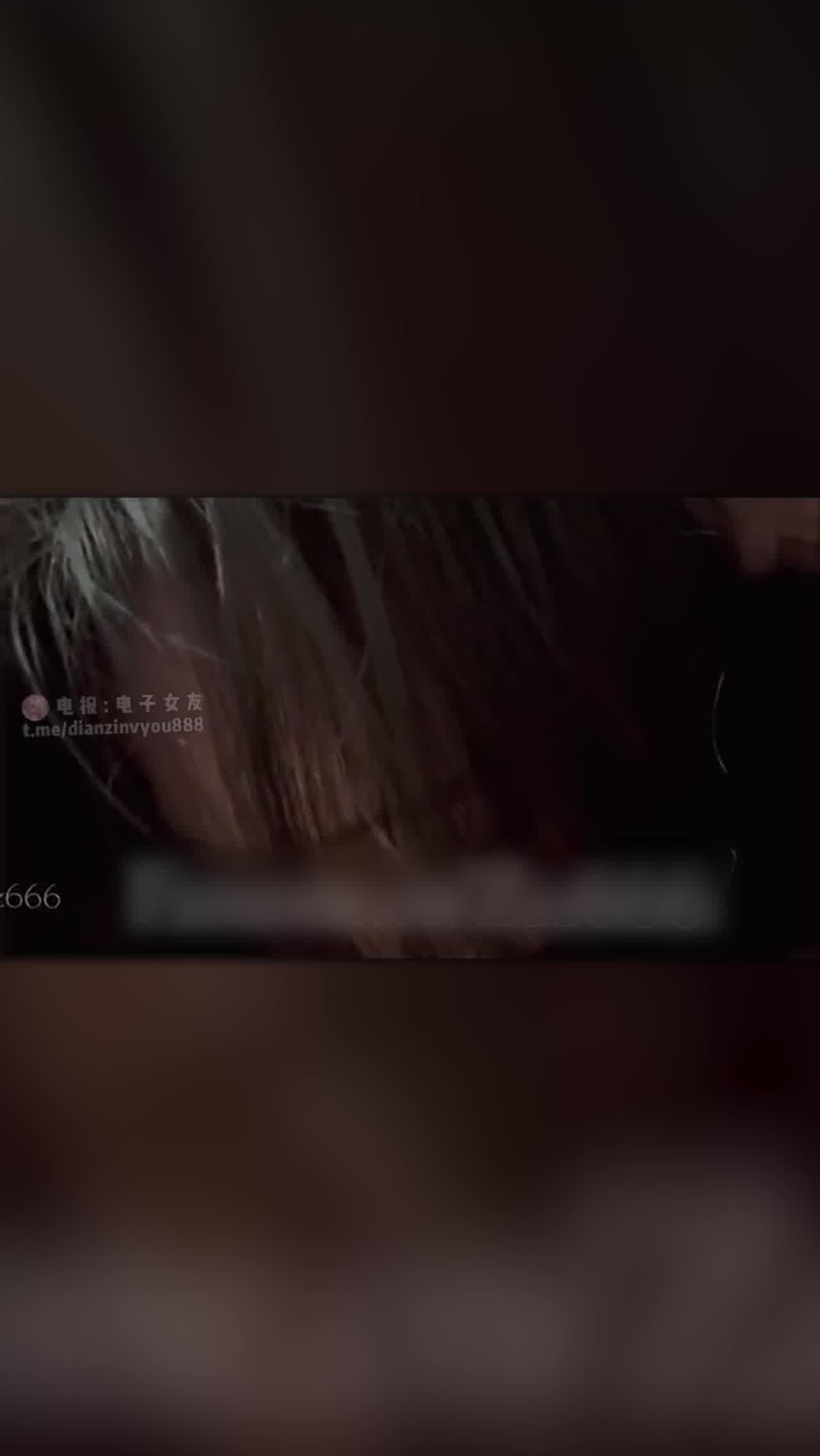  郑原创 独家订阅 高价单品 少数露脸颜值又封顶级 的剧照7