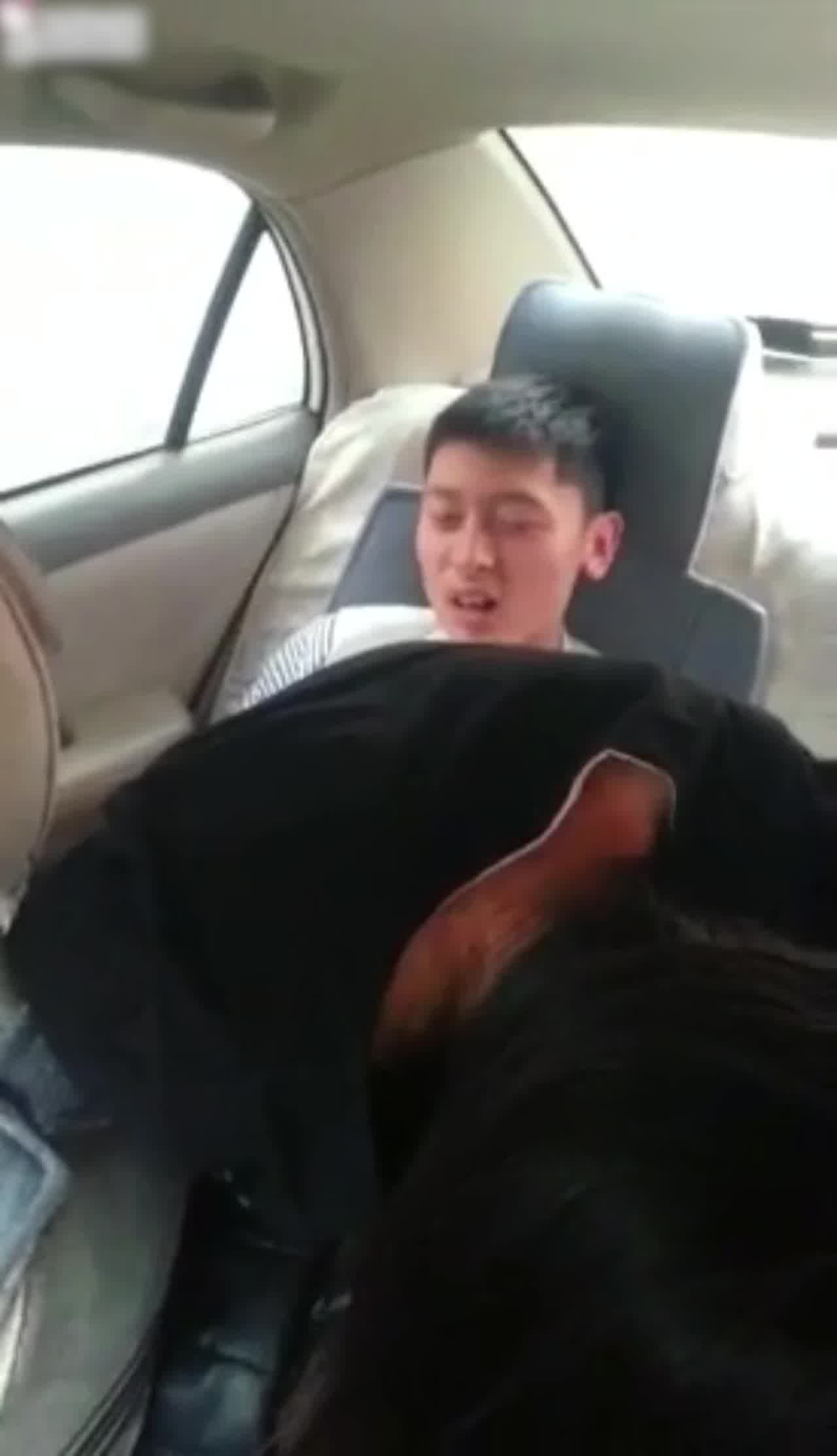  「你别照了」「兄弟你什么时候换我」 的剧照8