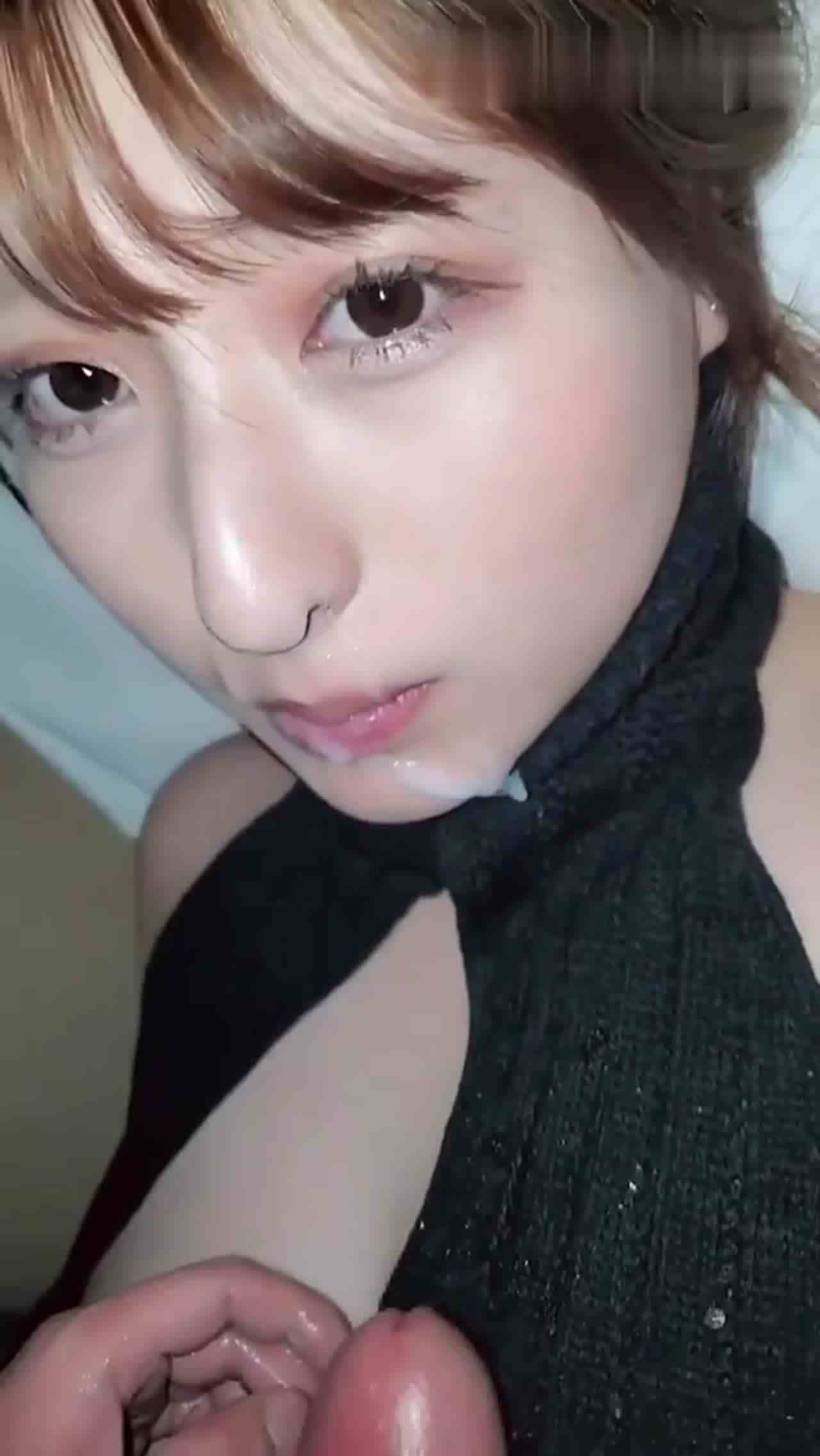  小母狗想品尝经液的味道 的剧照7