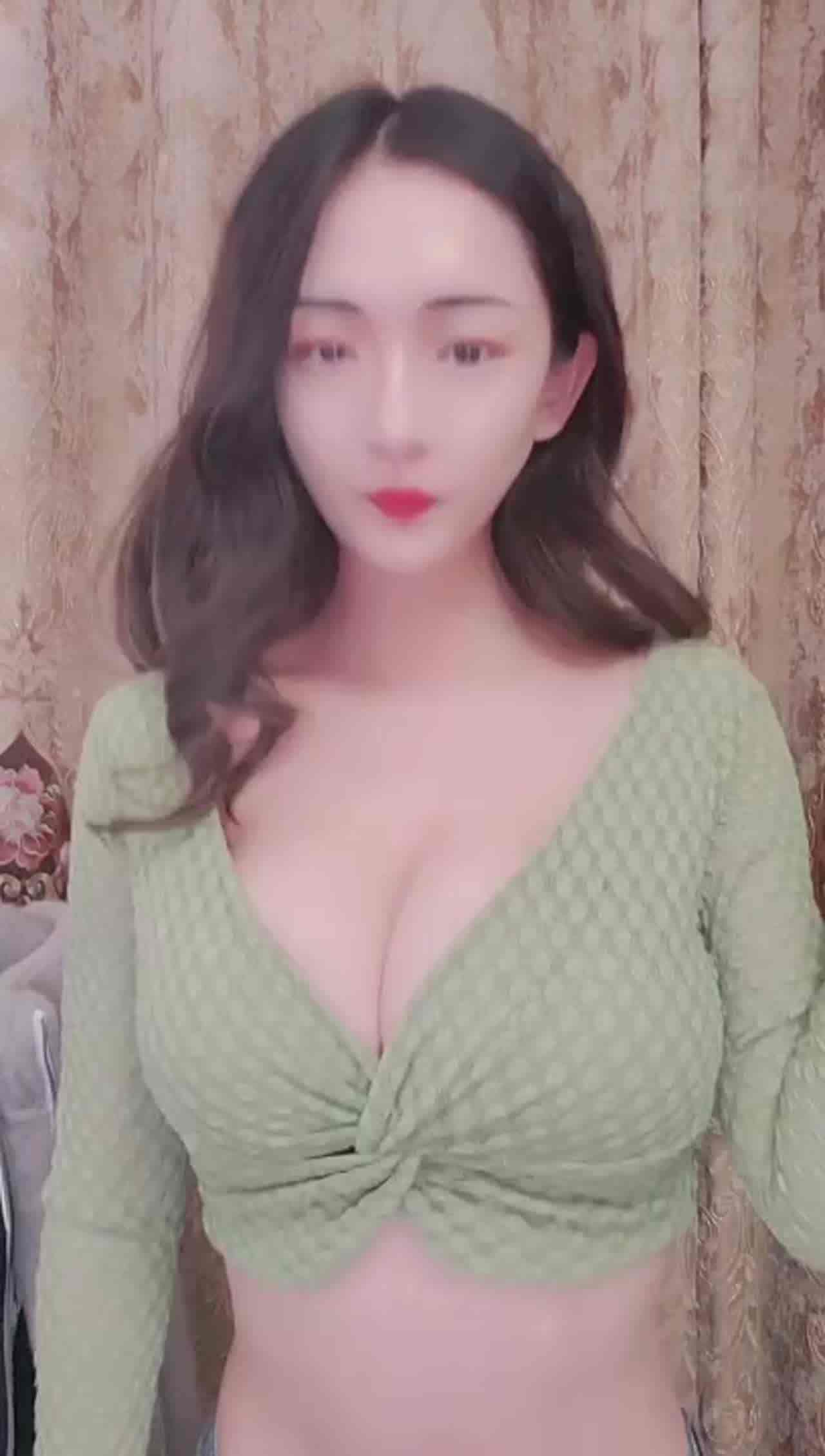  快手一个小球球 私拍福利 1 的剧照2