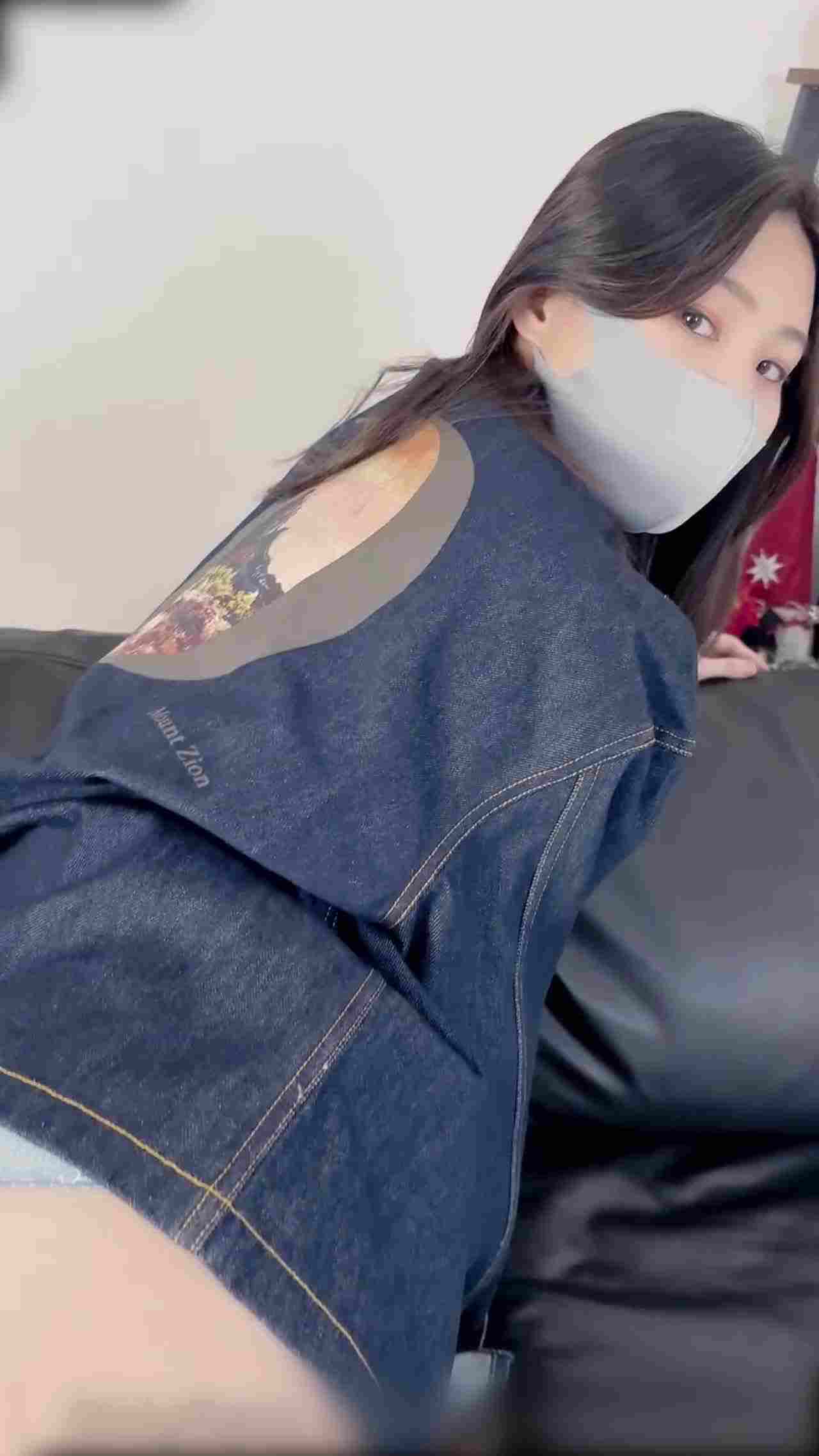  长腿高跟小姐姐极短牛仔等你来尻 的剧照7