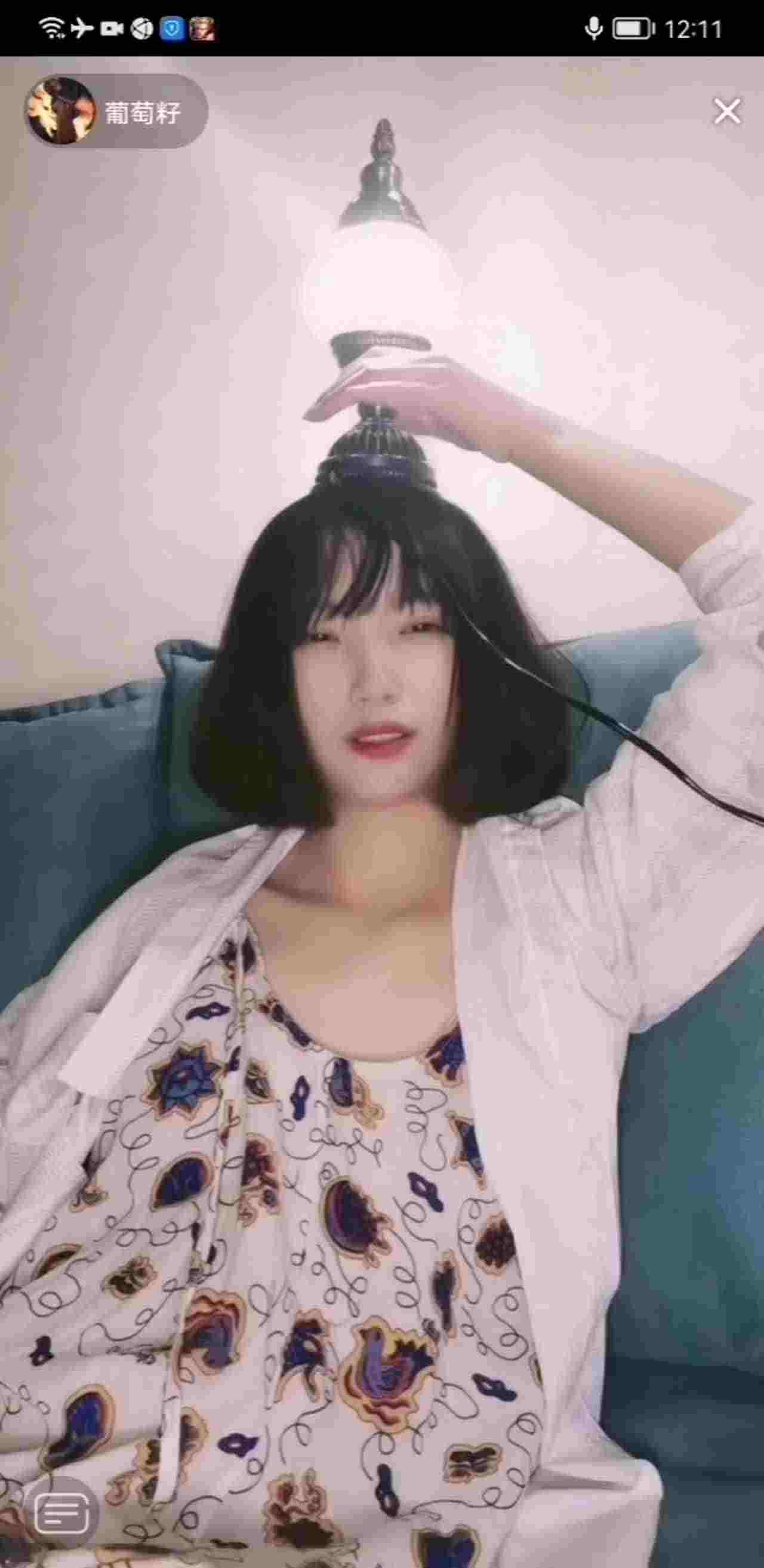  抖音自录真空走光系列 (8) 的剧照4