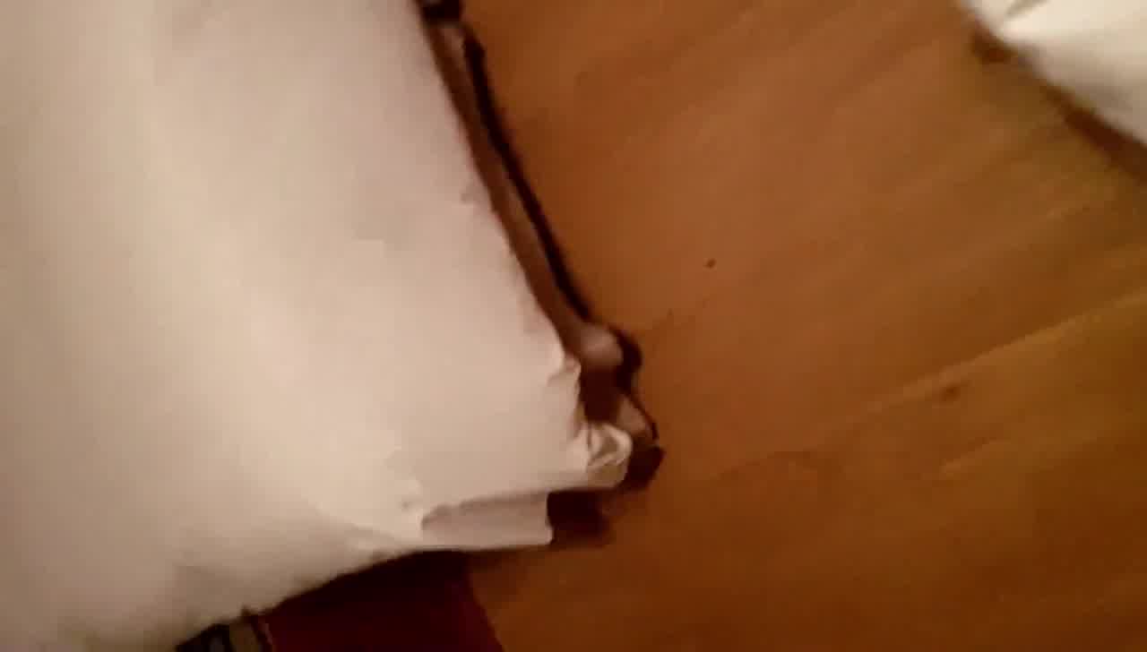  肥猪操翻小只马 的剧照6