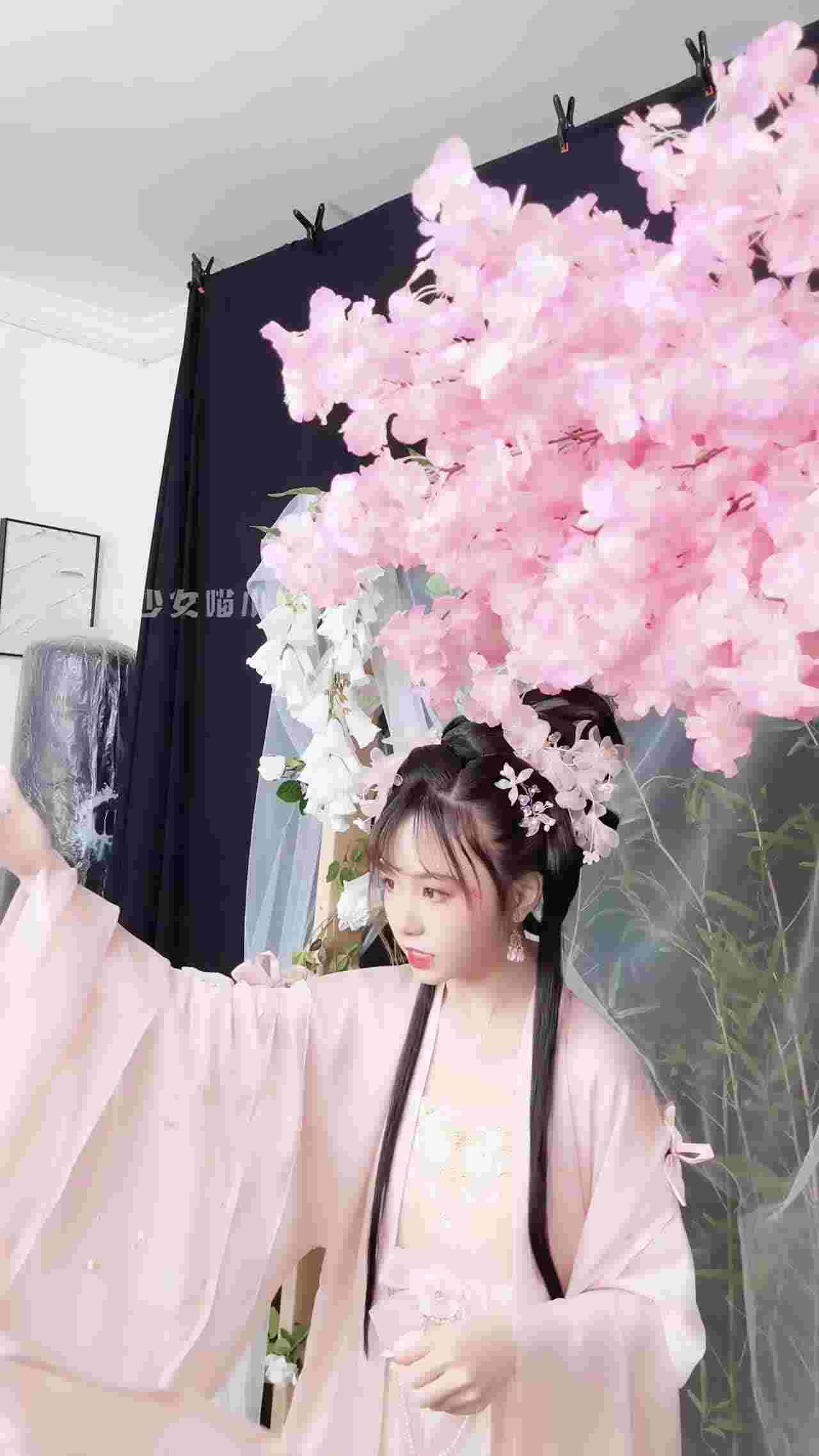  猫小吉 清平乐花絮长4k 最美情色写真又来啦！ 的剧照8