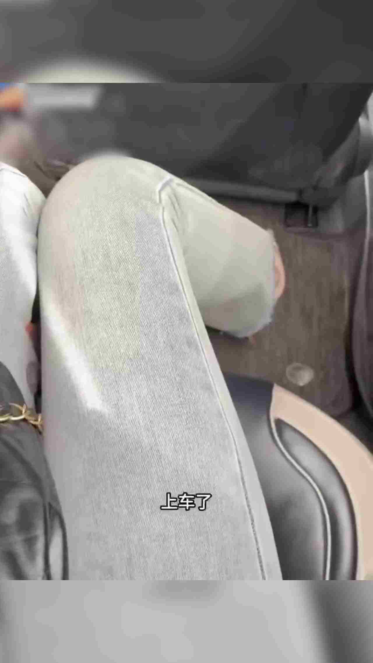  沉浸式卖B的vlog，太辛苦了，不看脸就猜得到这个男的就是个丑胖子 的剧照6