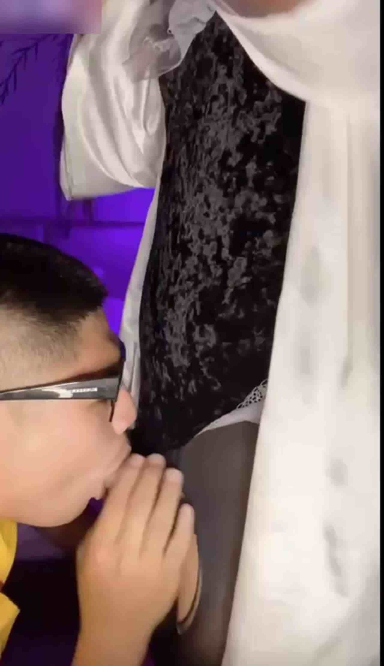  高颜值女神被外卖小哥伺候， 的剧照6