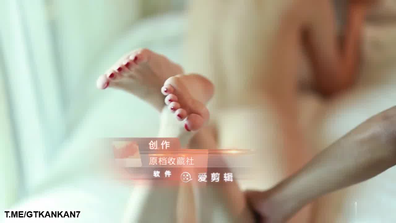  酒店性感身姿线条拍摄 的剧照4