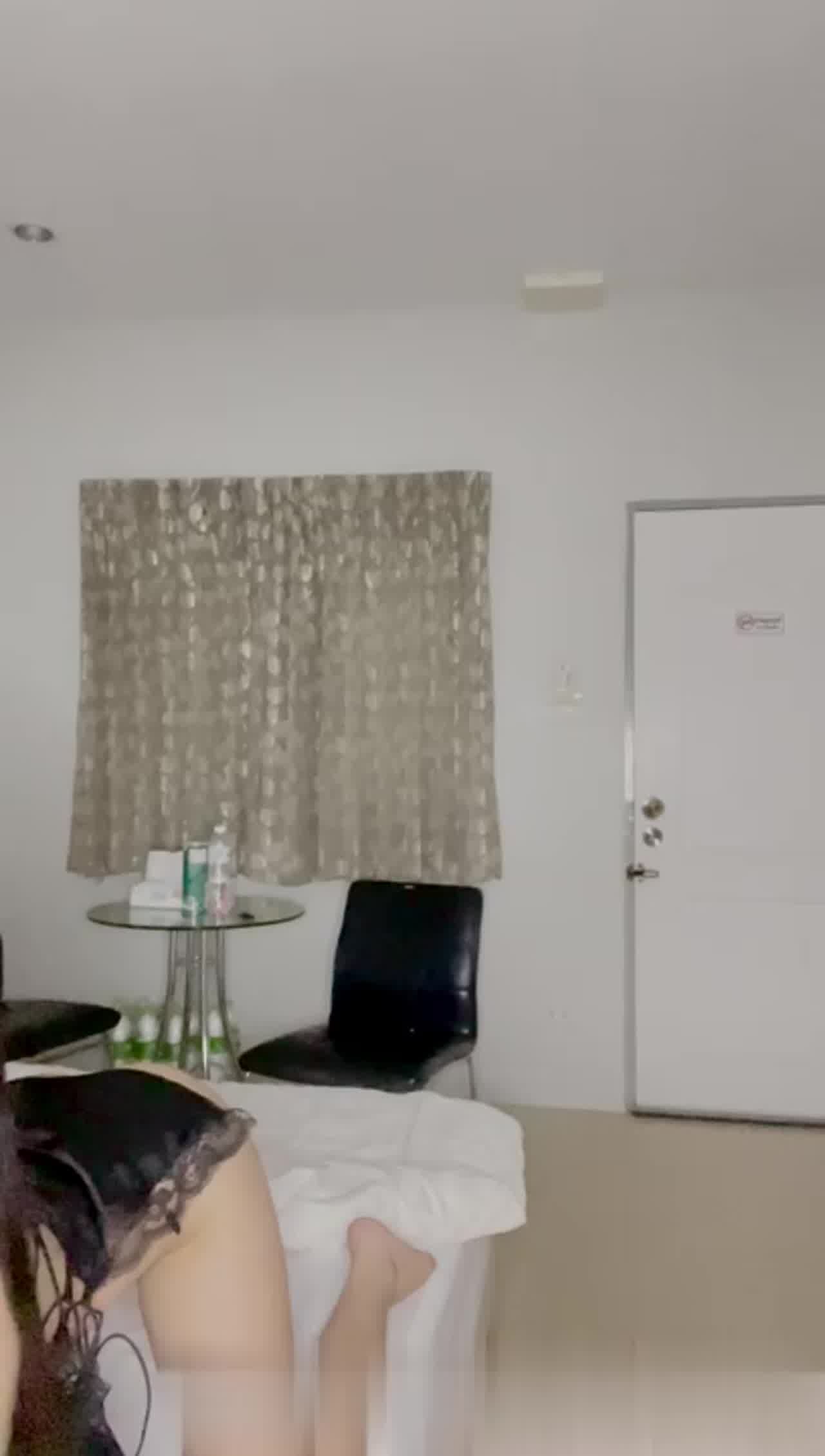  amam7078-性感睡衣扭臀诱惑 的剧照8