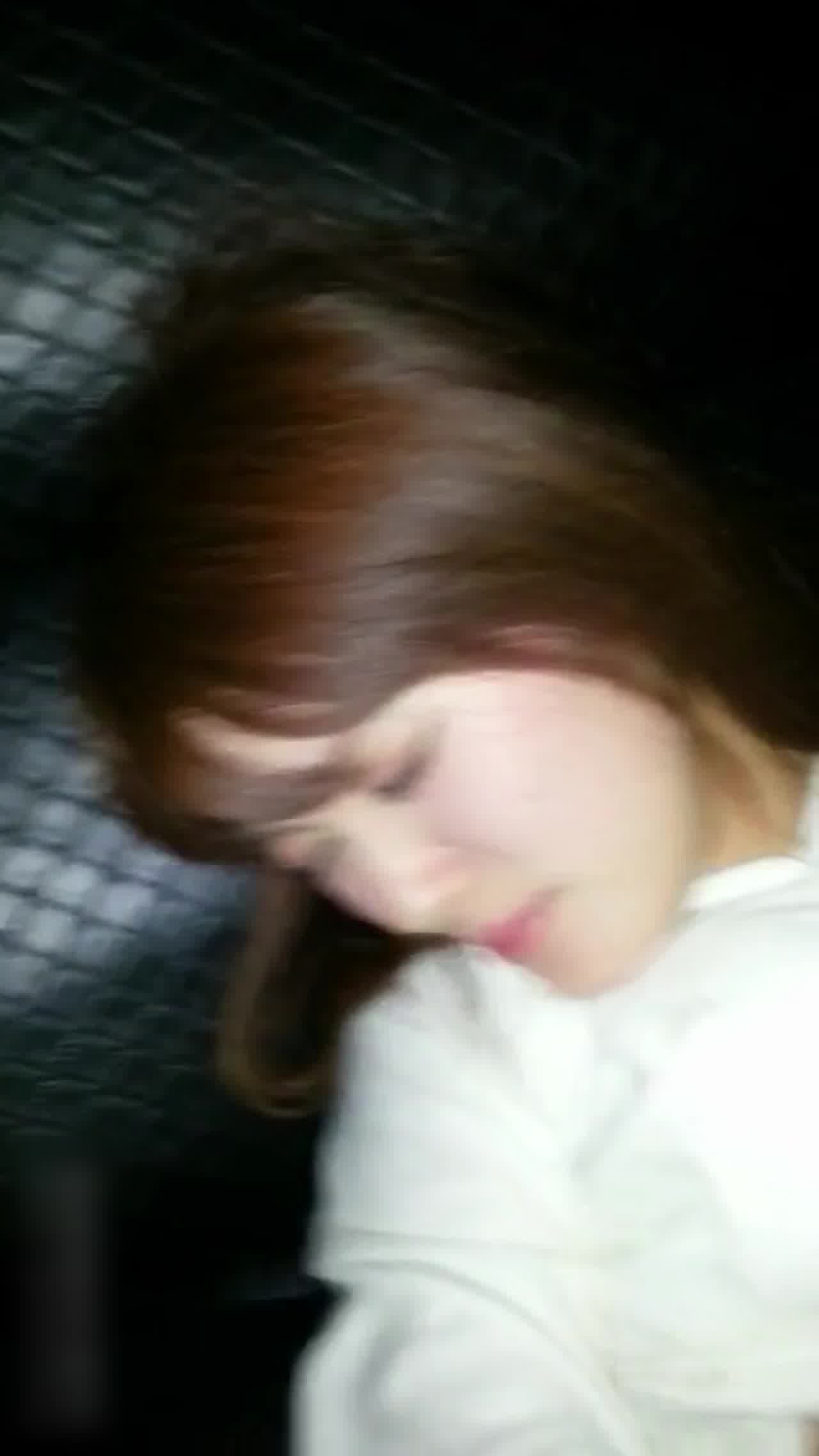  男友别乱交！正妹不雅影片被恶意曝光！性感浪叫粉红奶晃不停：被口爆也没关系 的剧照4