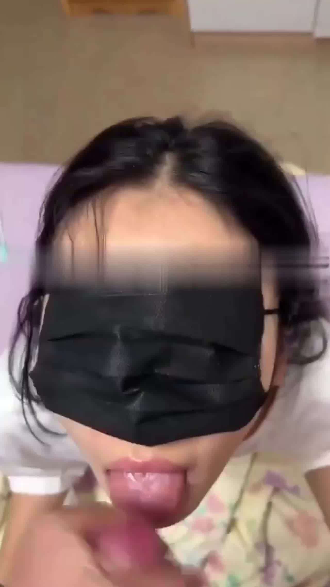  【最新吃瓜】榜 大哥约操17W粉丝网 的剧照1