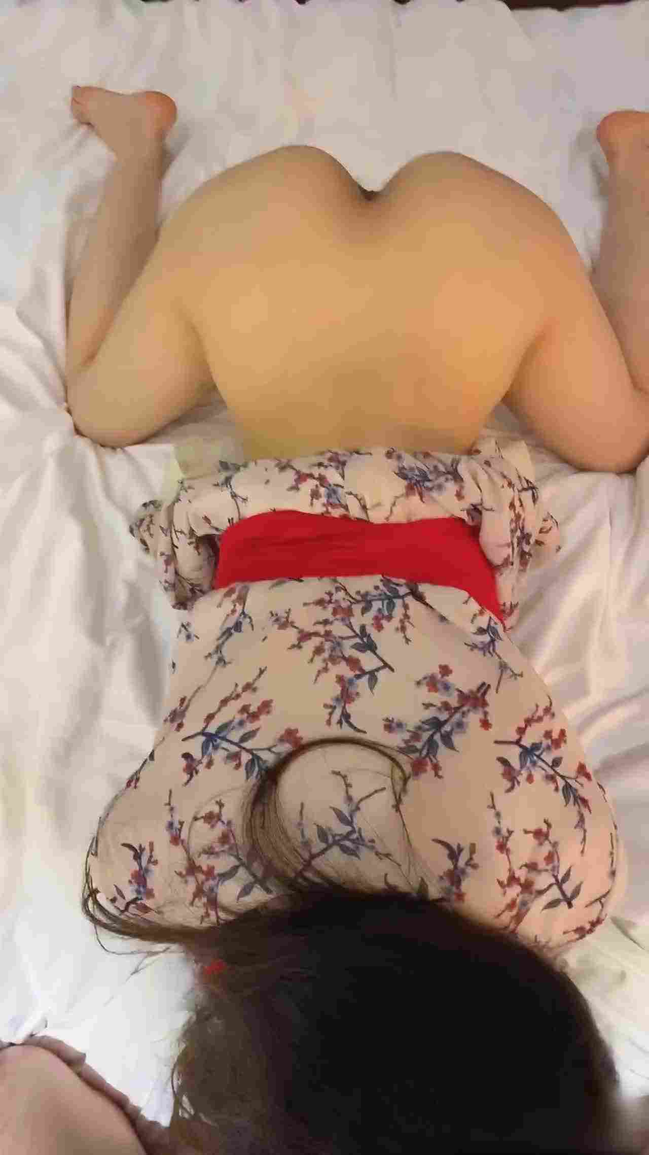  蜜桃姊姊 浴衣.洋装合辑 的剧照3