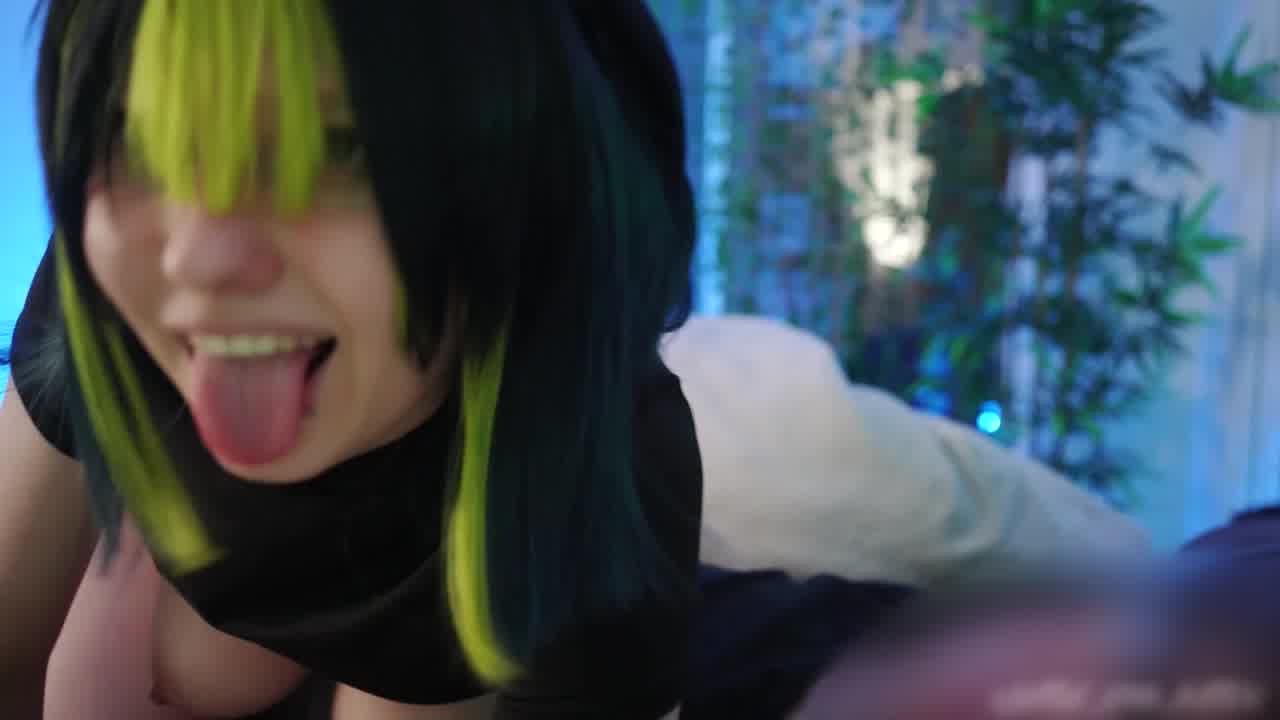  欧美女孩口交真骚 的剧照1