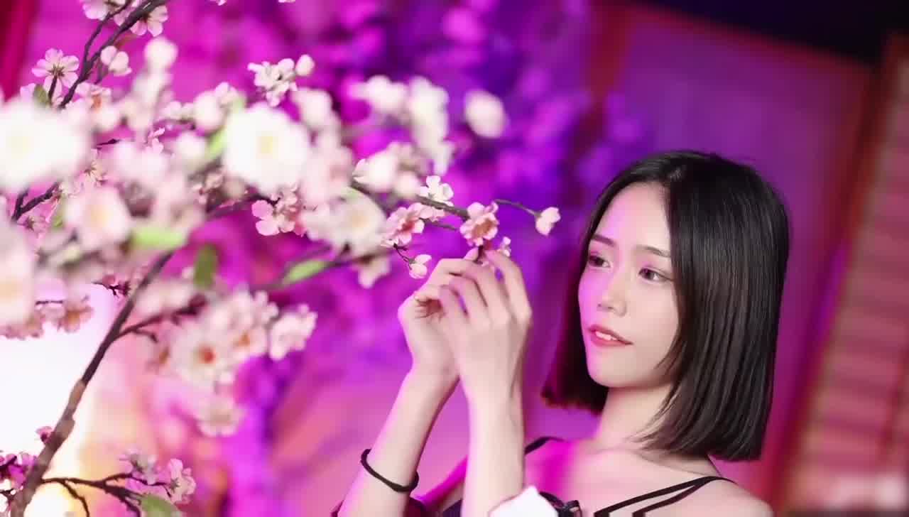  和风短发骨感妹妹极致诱惑自慰拍摄 的剧照3