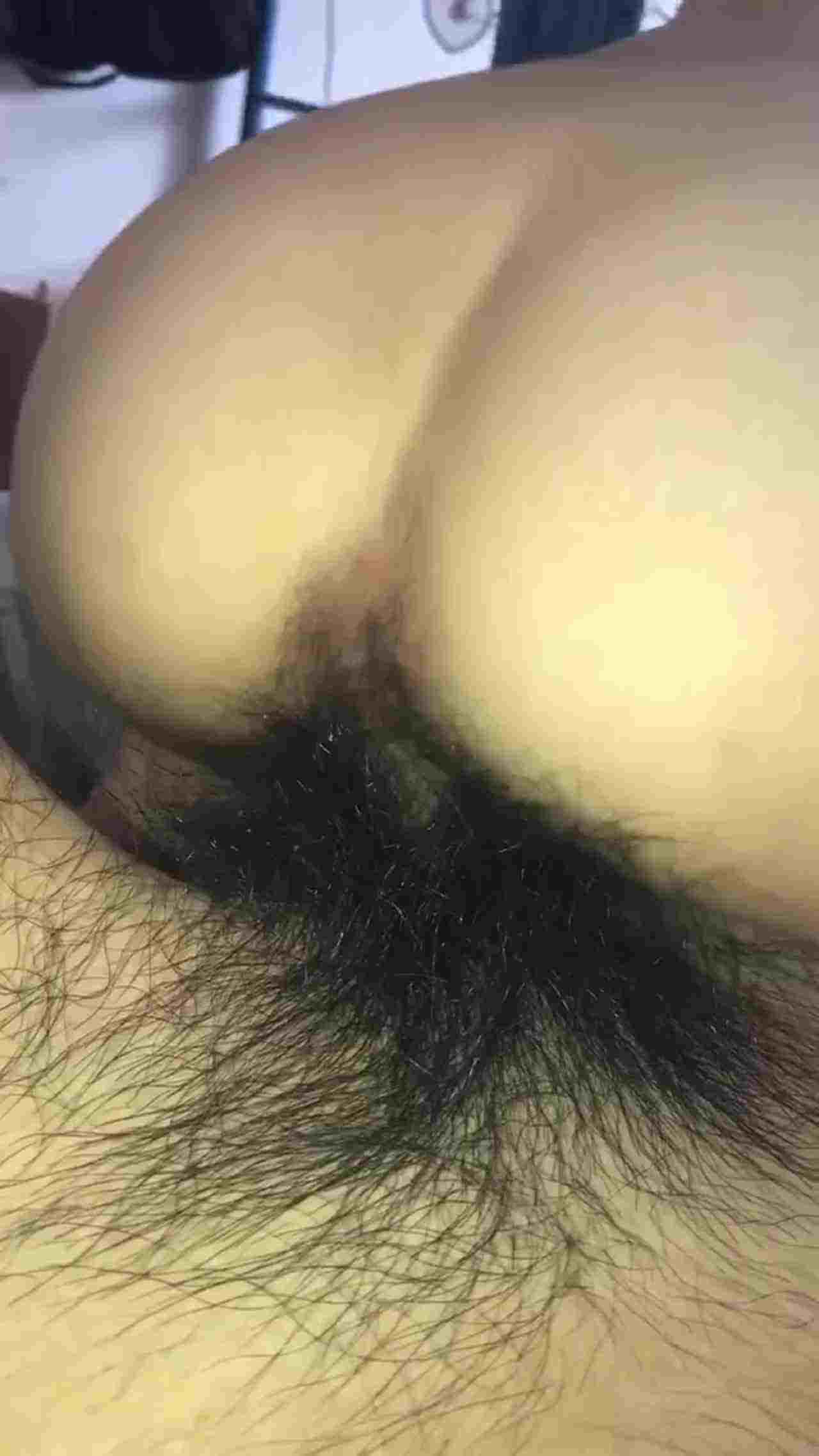  躺在让女朋友动，水多活好舒服 的剧照2